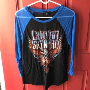✨ 2 for $10 ✨Lynyrd Skynyrd Raglan Top